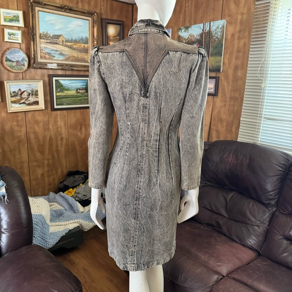 Vintage Denim Dress - Picture 5 of 10